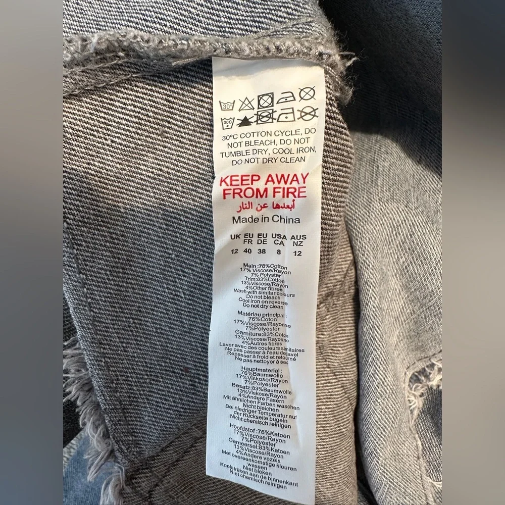 NWT PrettyLittleThing Washed Grey Double Layered Denim Cropped Jacket US Size 8 - Picture 14 of 14